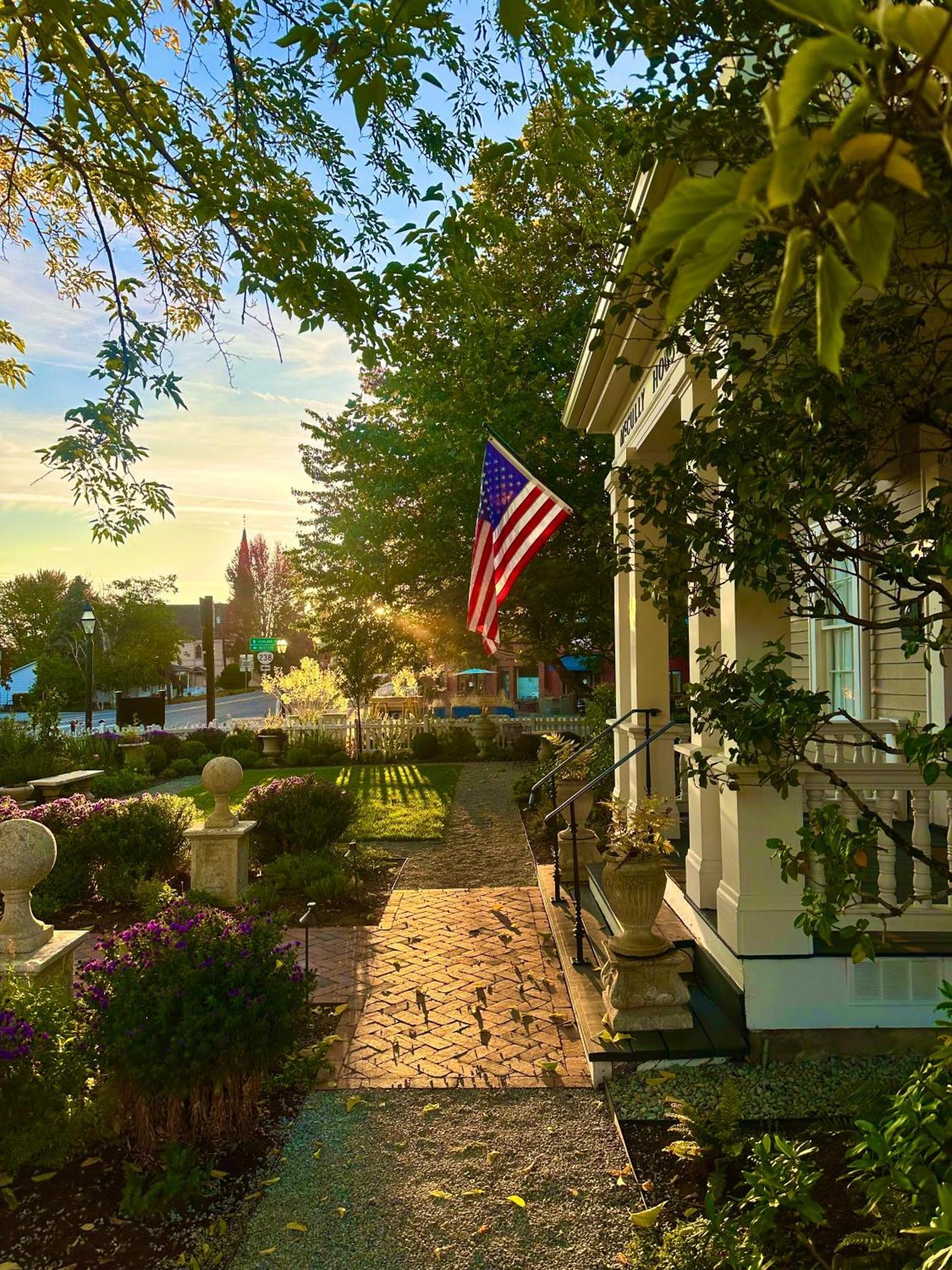 Mccully House Inn Jacksonville Zewnętrze zdjęcie